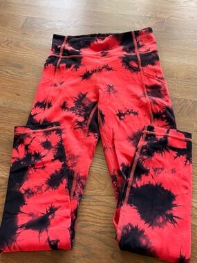 Lululemon Red & Black Tie-Dye Active Leggings